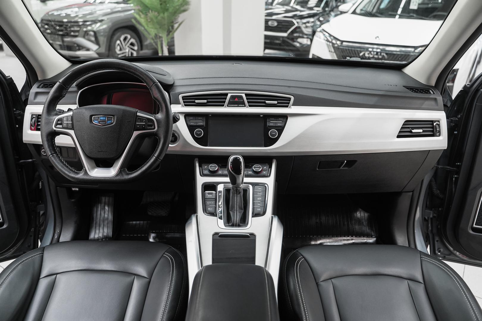 Geely Atlas 2021, серый, ДЦ Орехово
