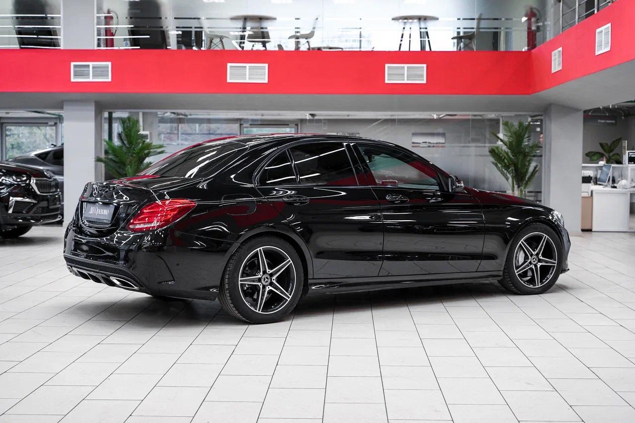 Mercedes-Benz C-Класс 2017, черный, ДЦ Орехово
