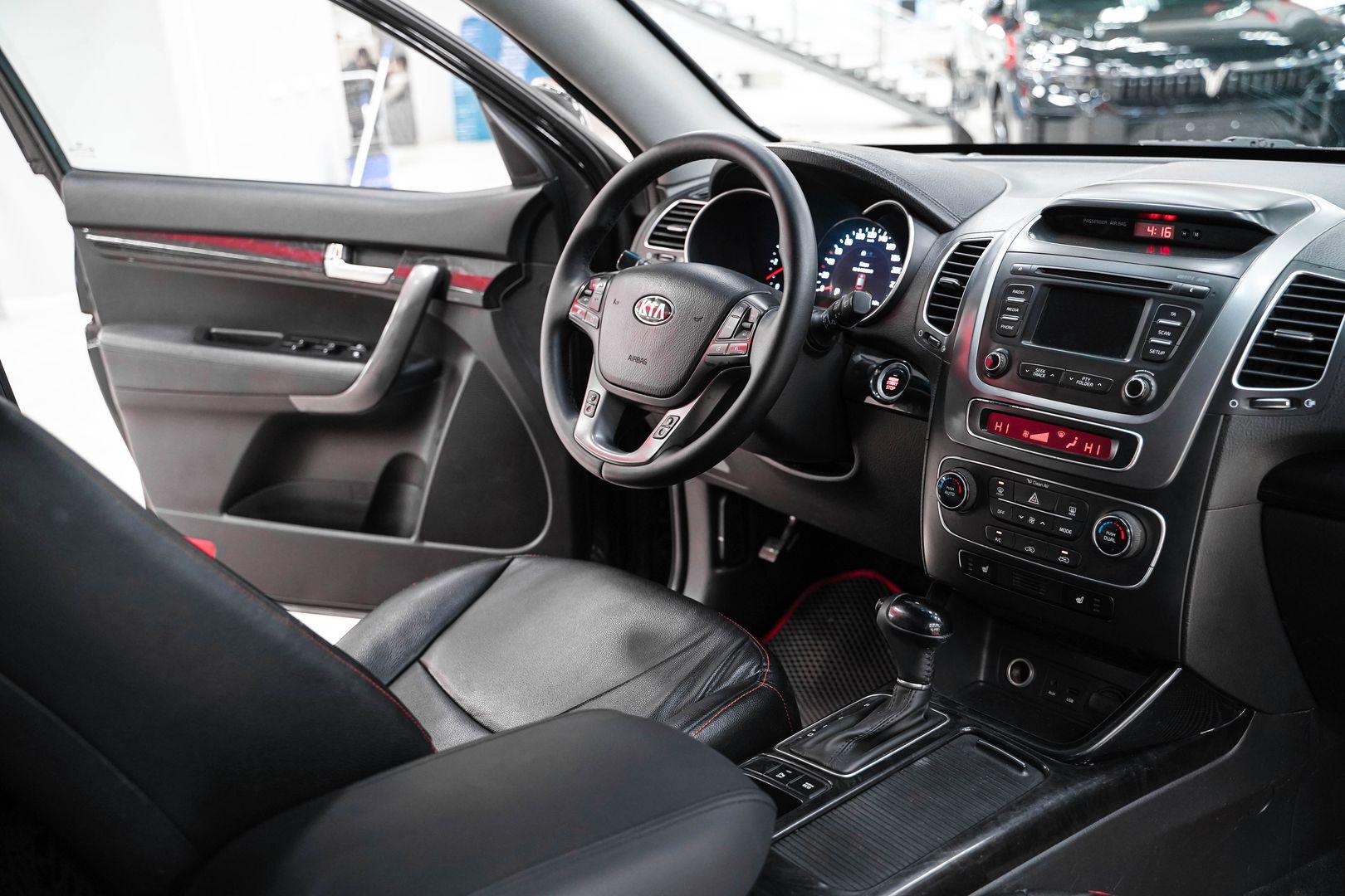 Kia Sorento 2013, черный, ДЦ Орехово
