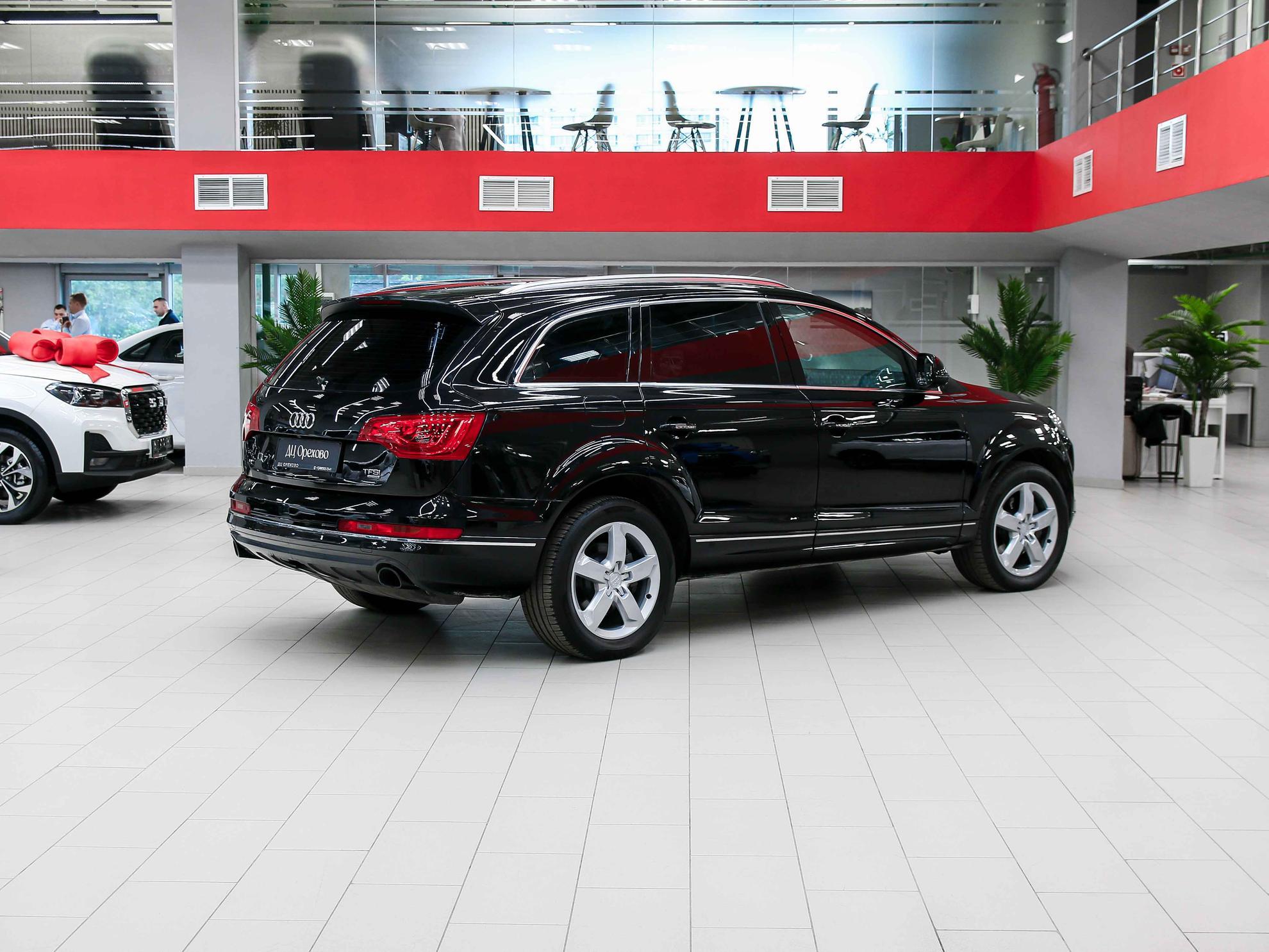 Audi Q7 2013, черный, ДЦ Орехово