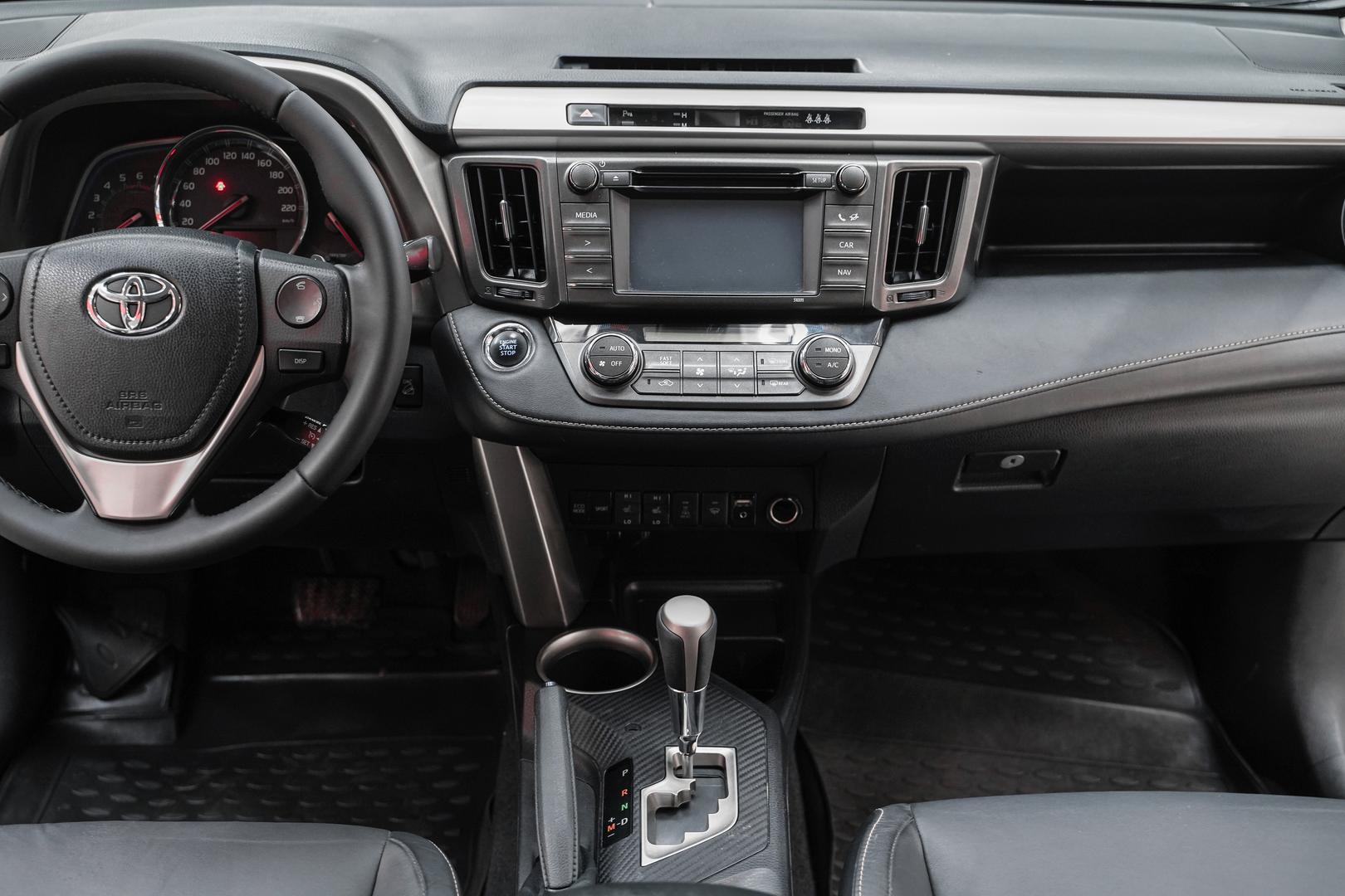 Toyota RAV4 2015, черный, ДЦ Орехово