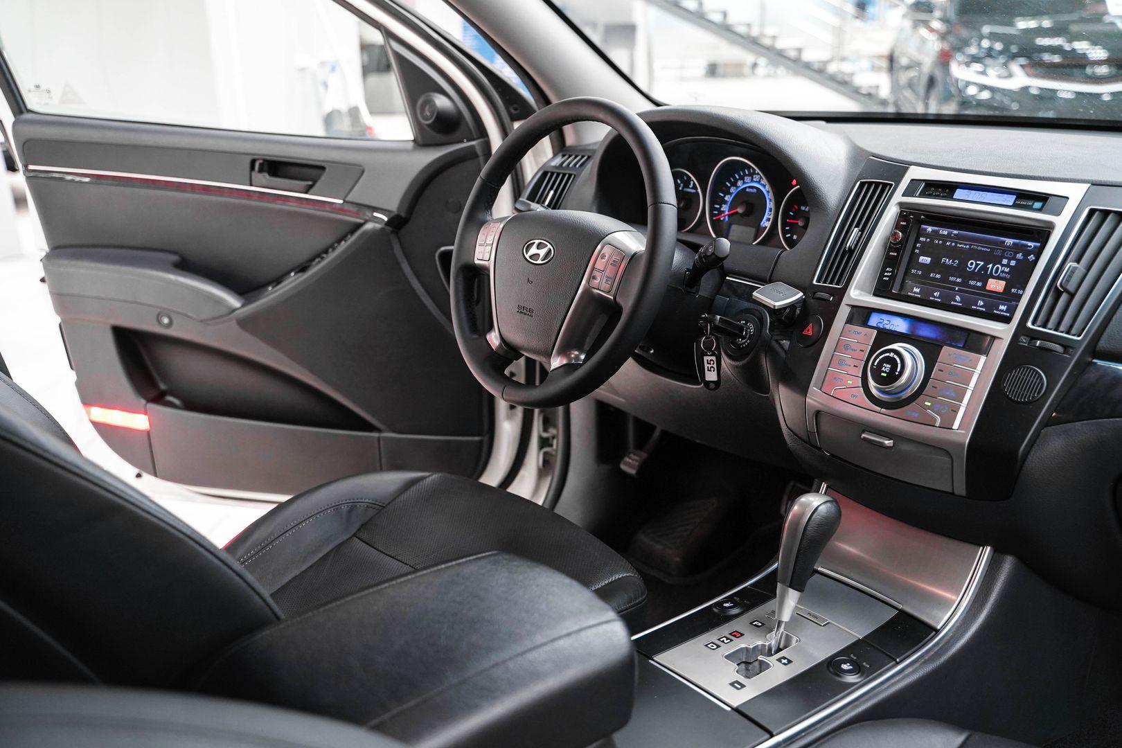 Hyundai ix55 2011, белый, ДЦ Орехово
