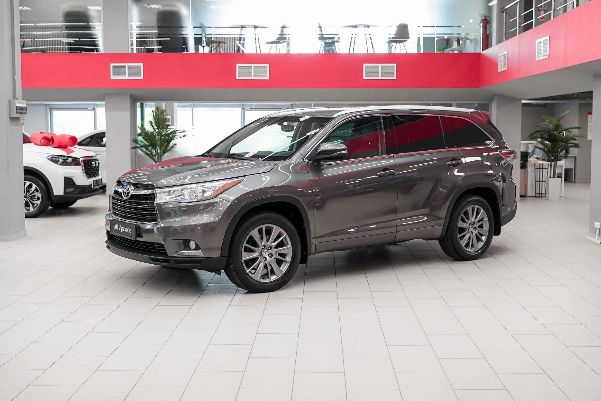 Toyota Highlander 2014, серый, ДЦ Орехово