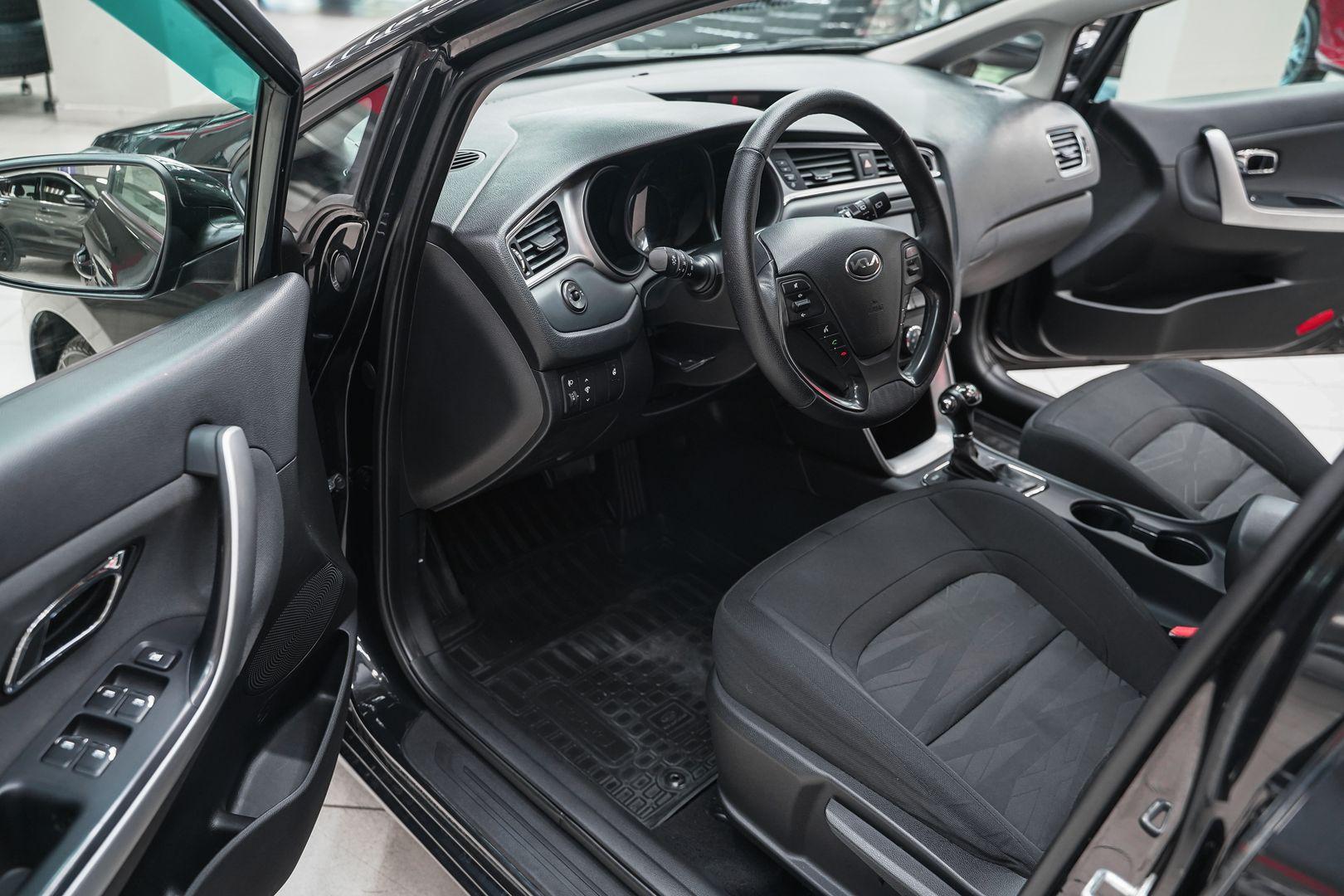 Kia Ceed 2016, черный, ДЦ Орехово