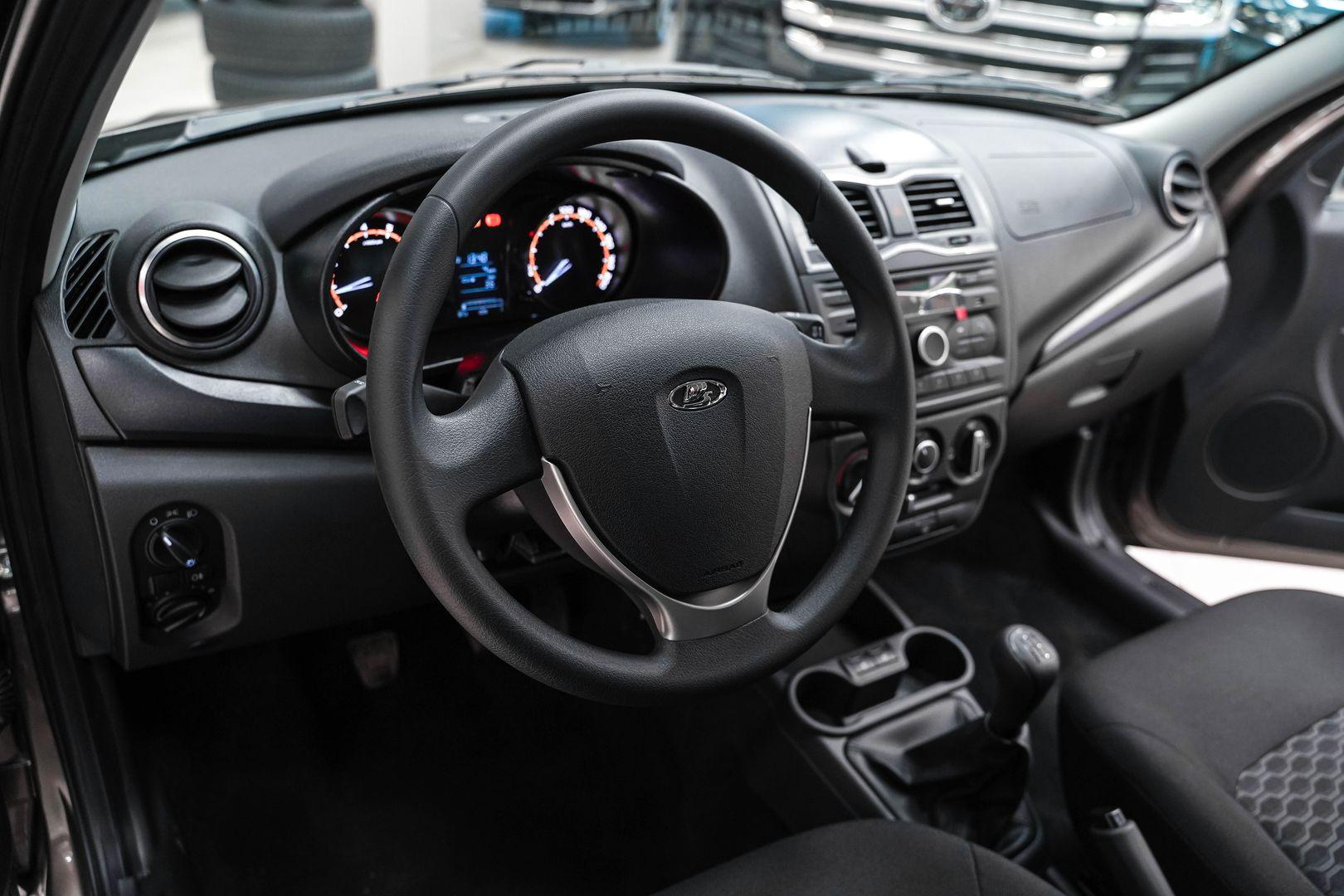 LADA (ВАЗ) Granta 2024, серый, ДЦ Орехово