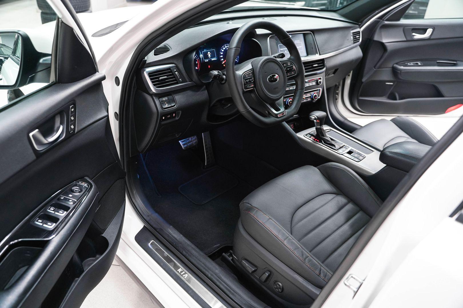 Kia Optima 2017, белый, ДЦ Орехово