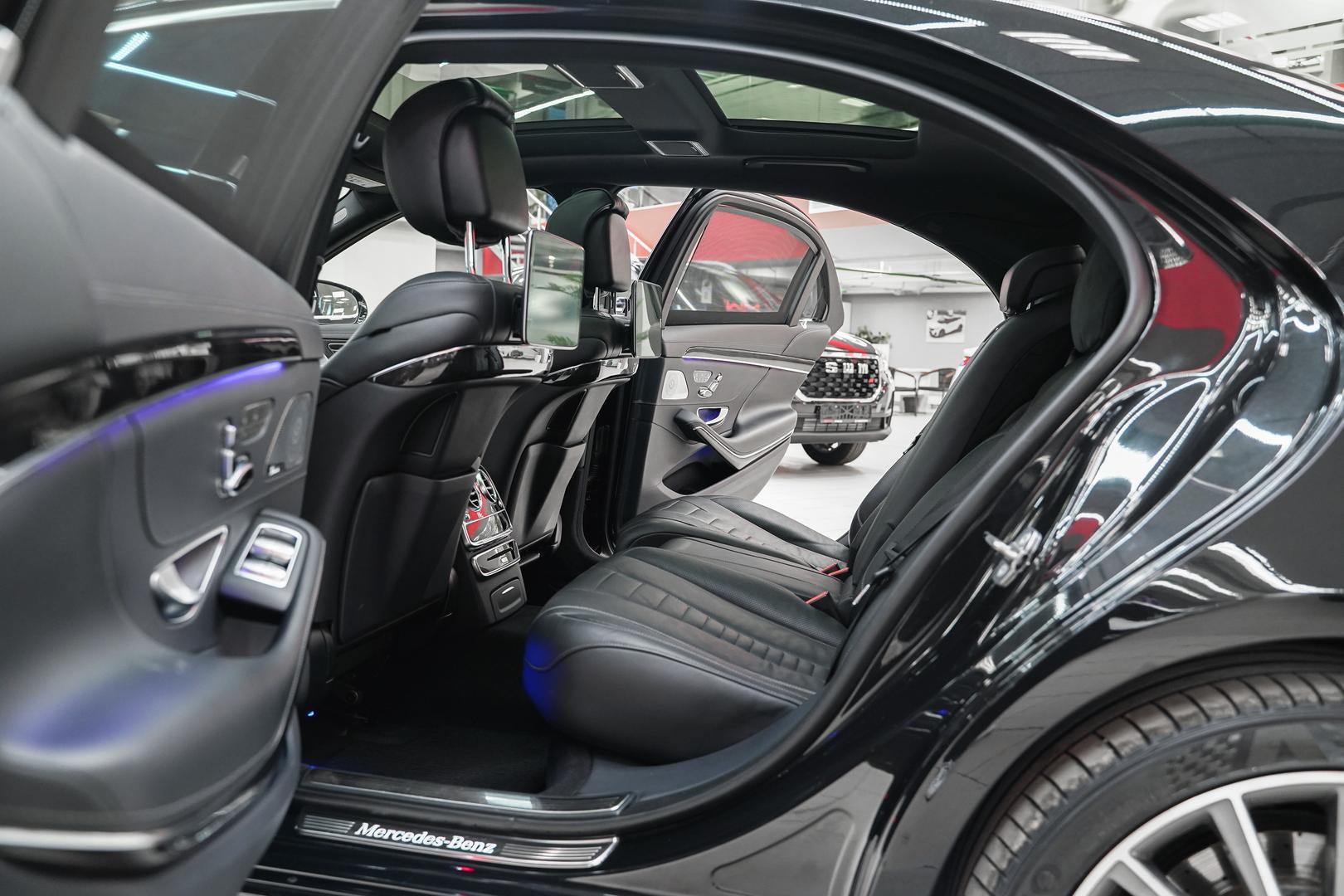 Mercedes-Benz S-Класс 2018, черный, ДЦ Орехово
