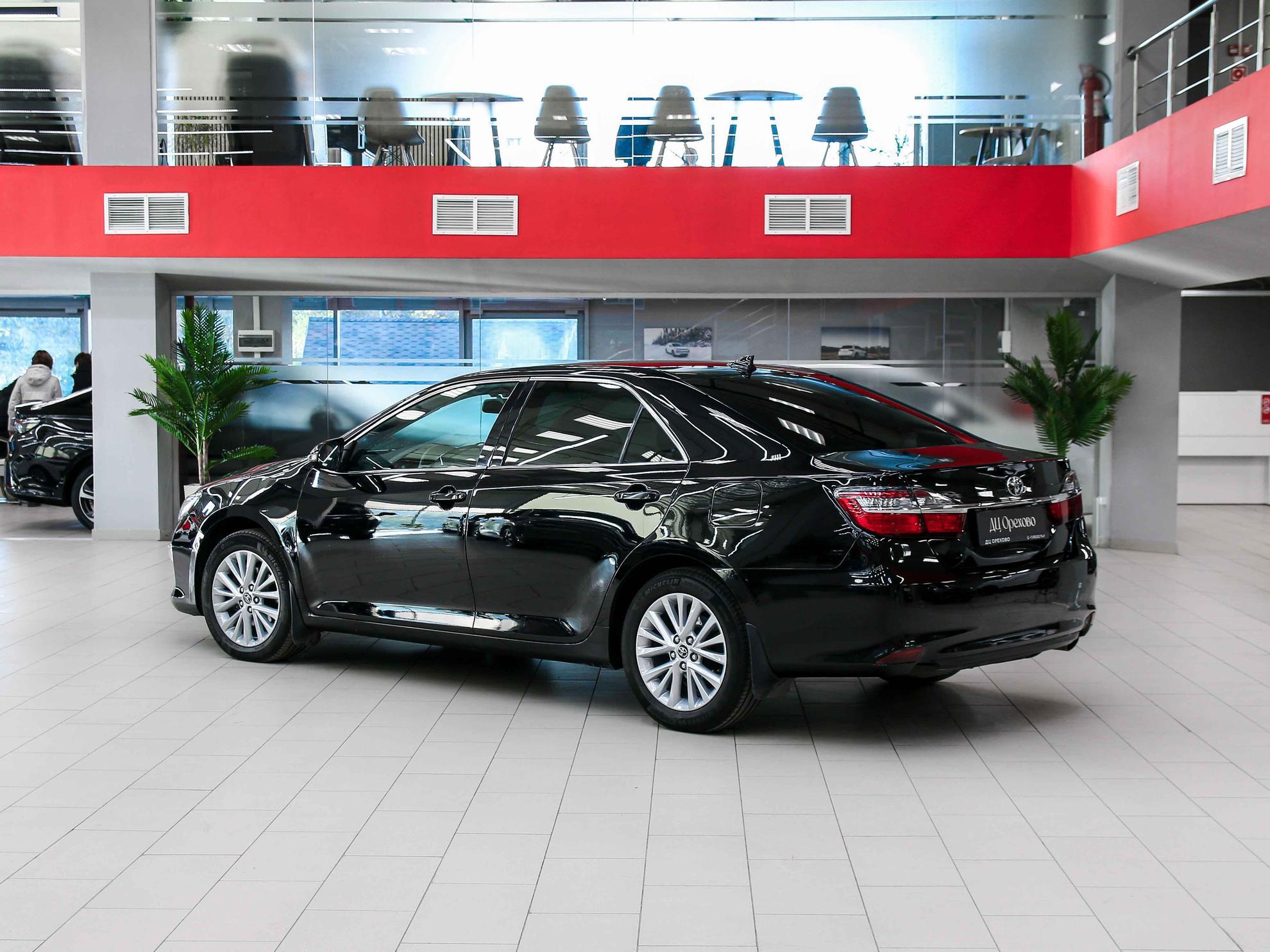 Toyota Camry 2017, белый, ДЦ Орехово