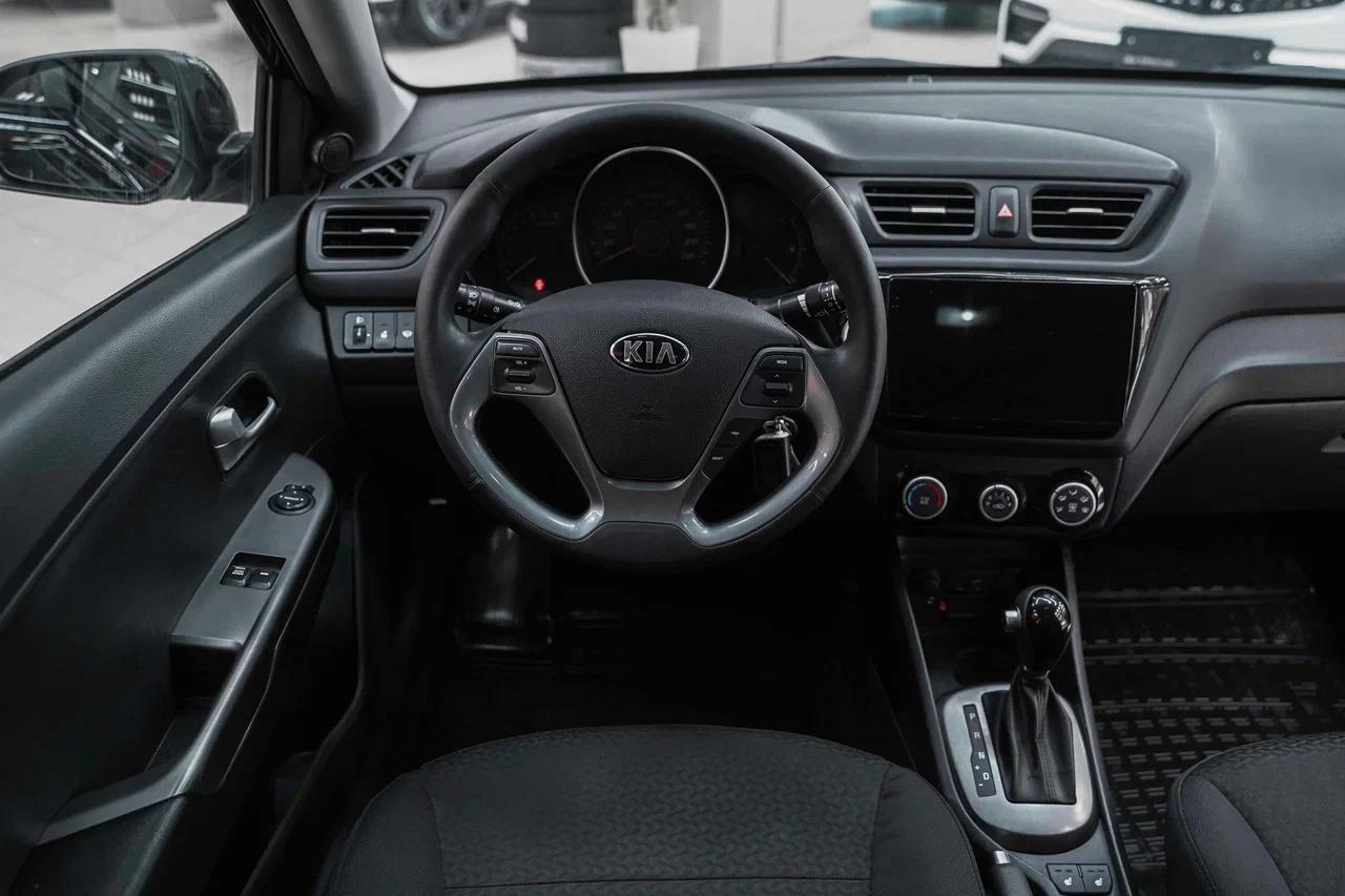 Kia Rio 2017, черный, ДЦ Орехово