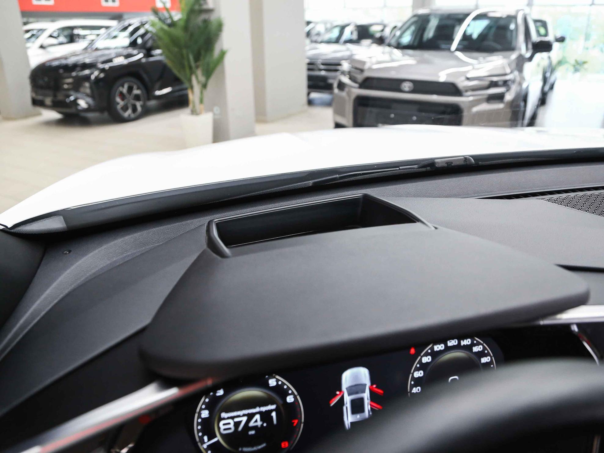 Geely Tugella 2023, белый, ДЦ Орехово