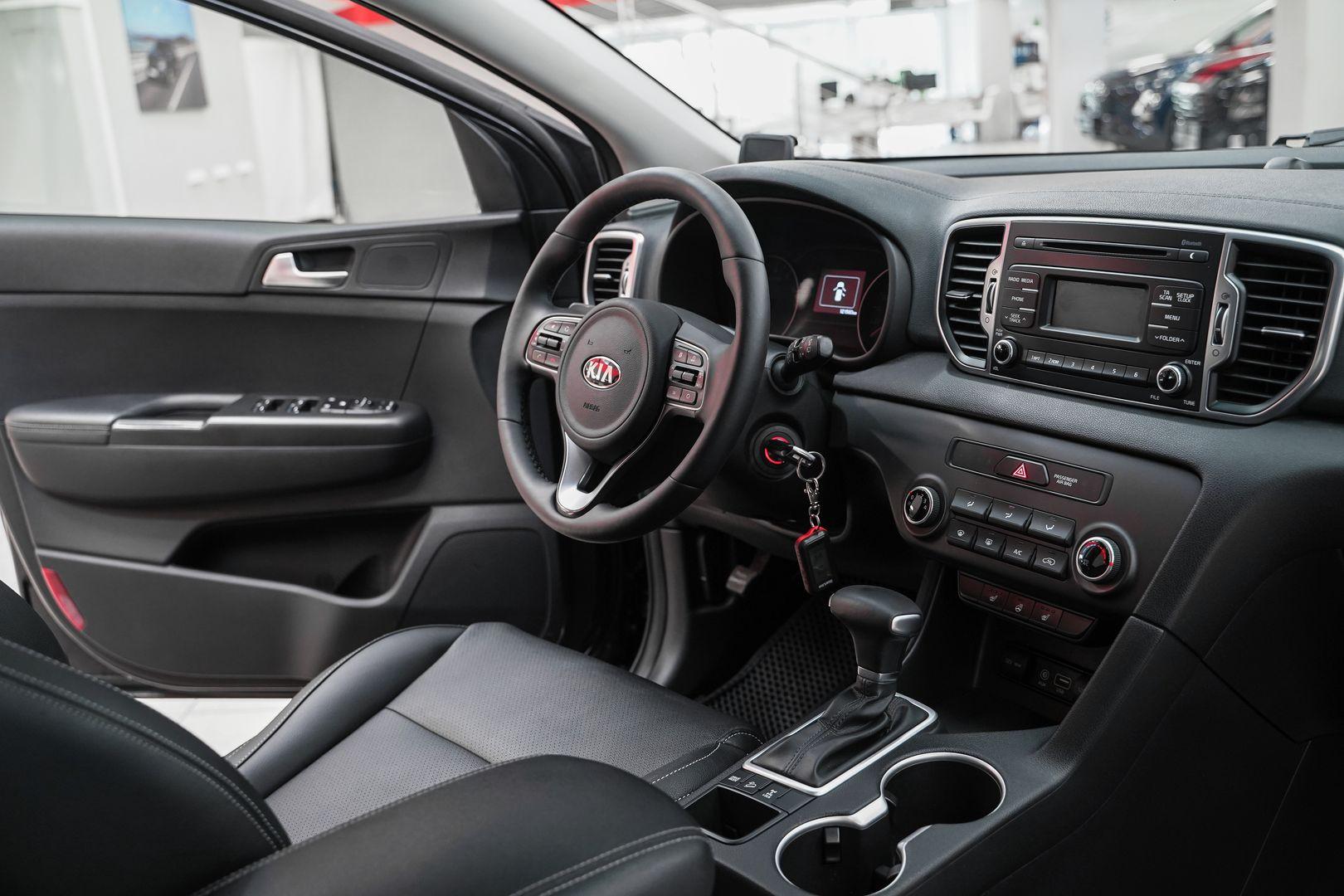 Kia Sportage 2016, черный, ДЦ Орехово