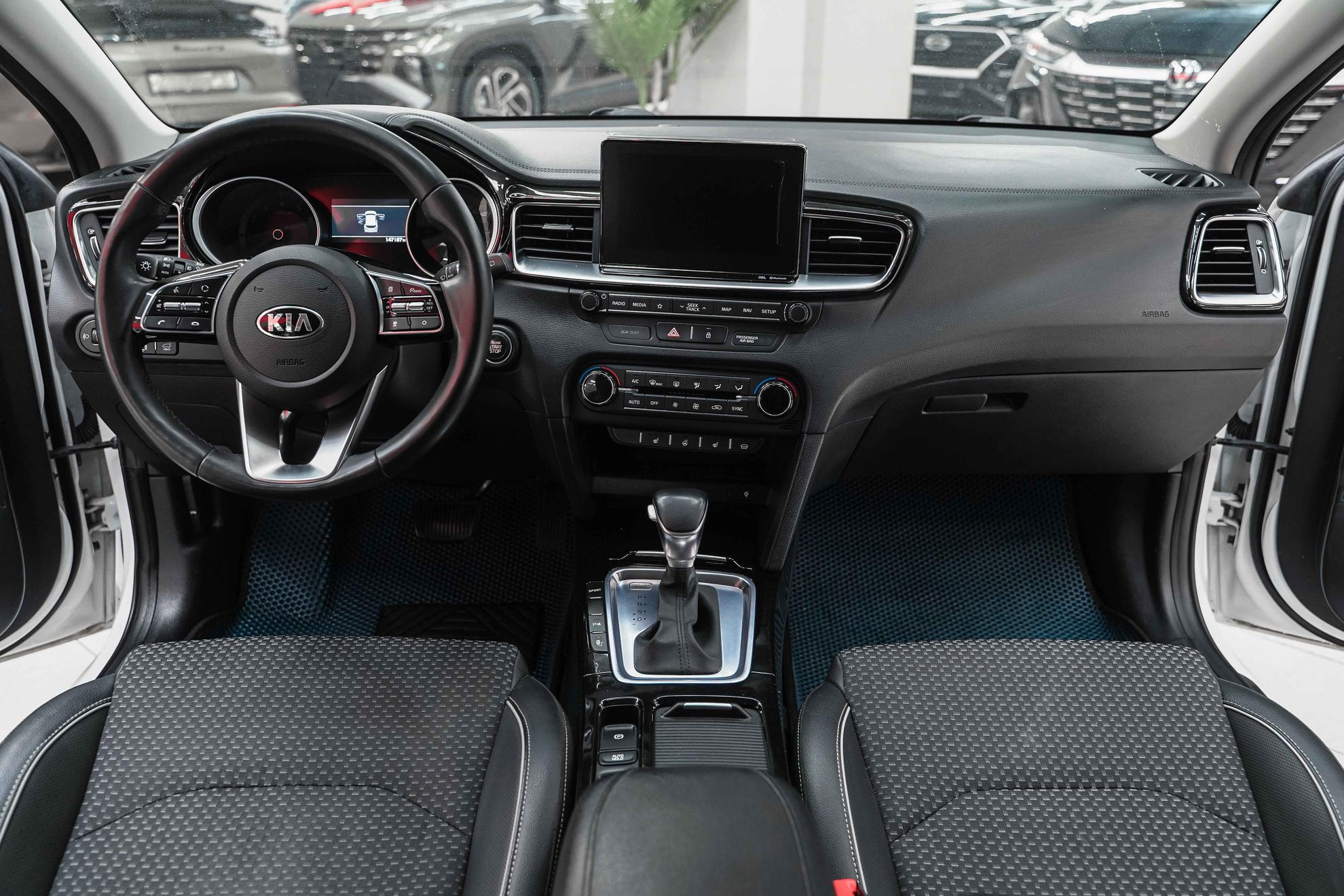 Kia Ceed 2019, белый, ДЦ Орехово