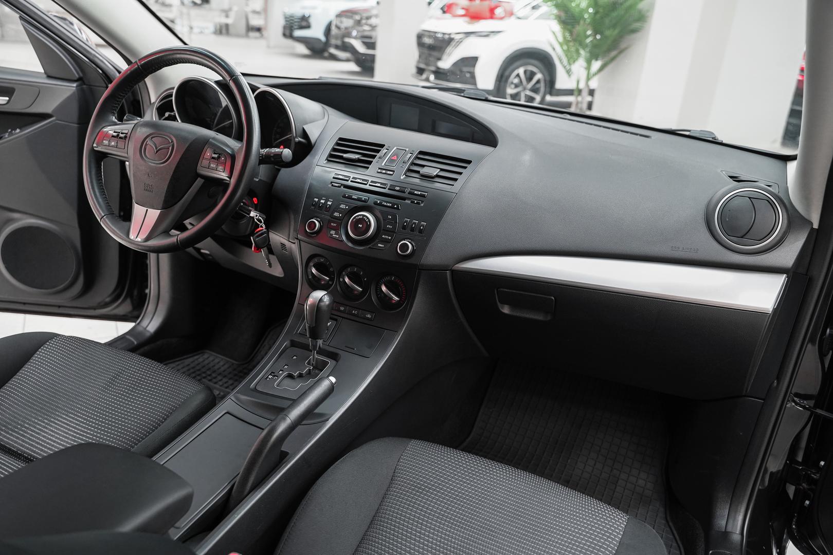 Mazda 3 2012, черный, ДЦ Орехово