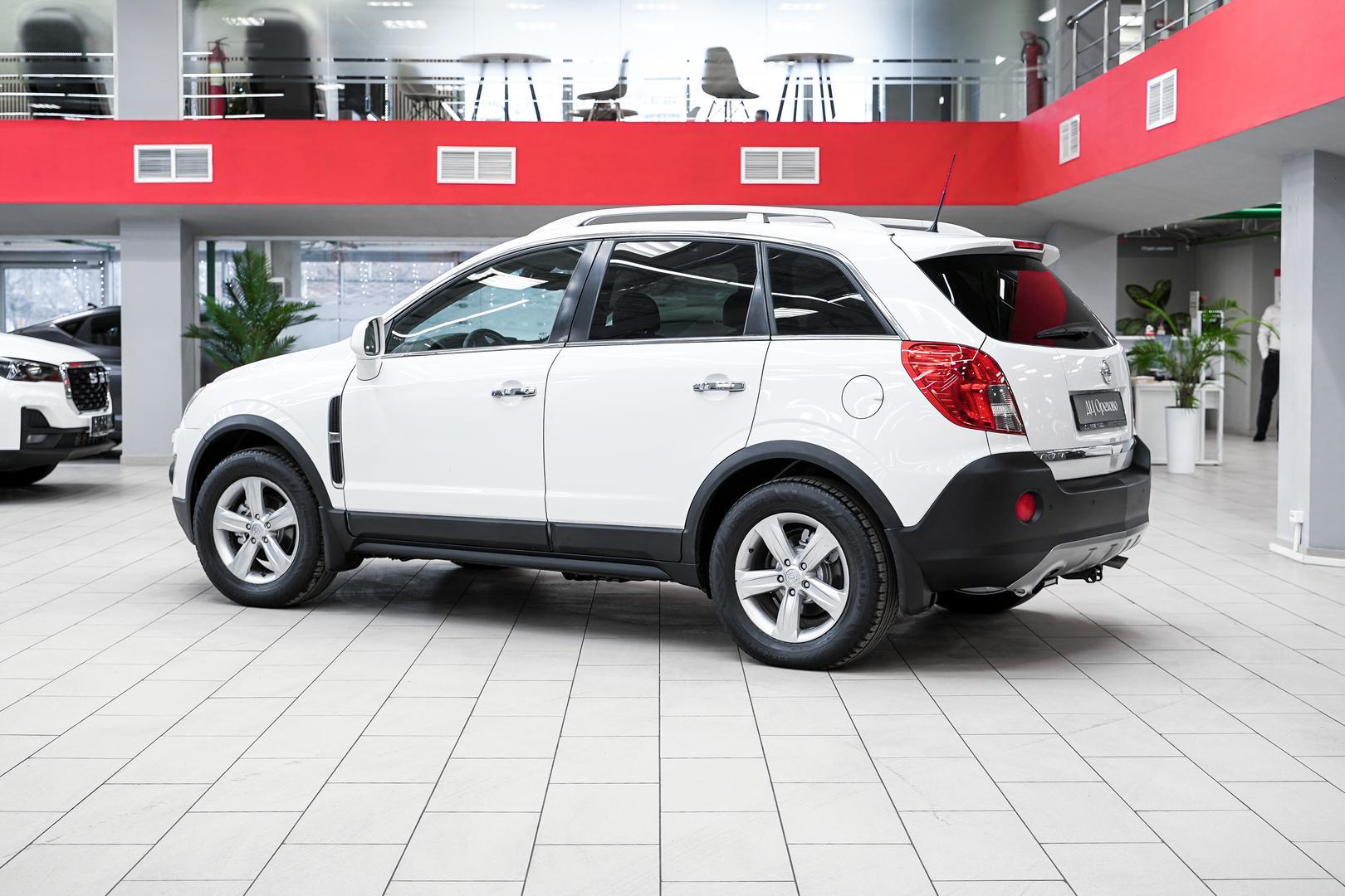Opel Antara 2012, белый, ДЦ Орехово
