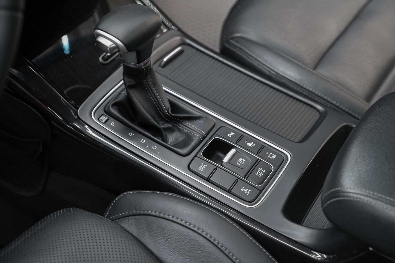 Kia Sorento 2018, белый, ДЦ Орехово