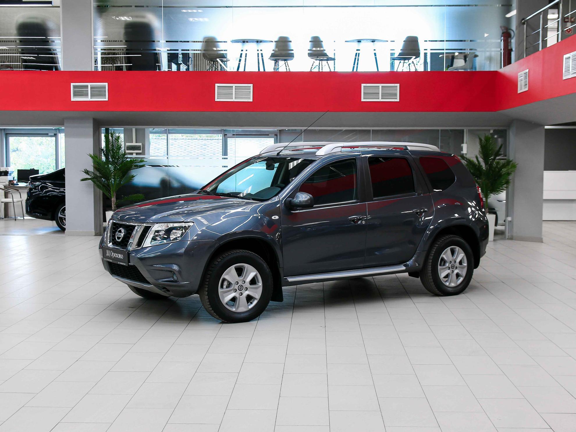 Nissan Terrano 2018, серый, ДЦ Орехово