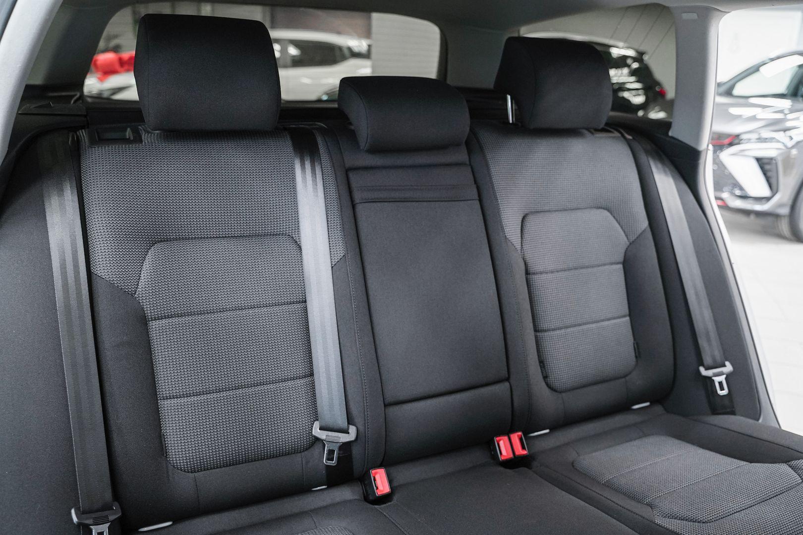 Volkswagen Passat 2013, белый, ДЦ Орехово