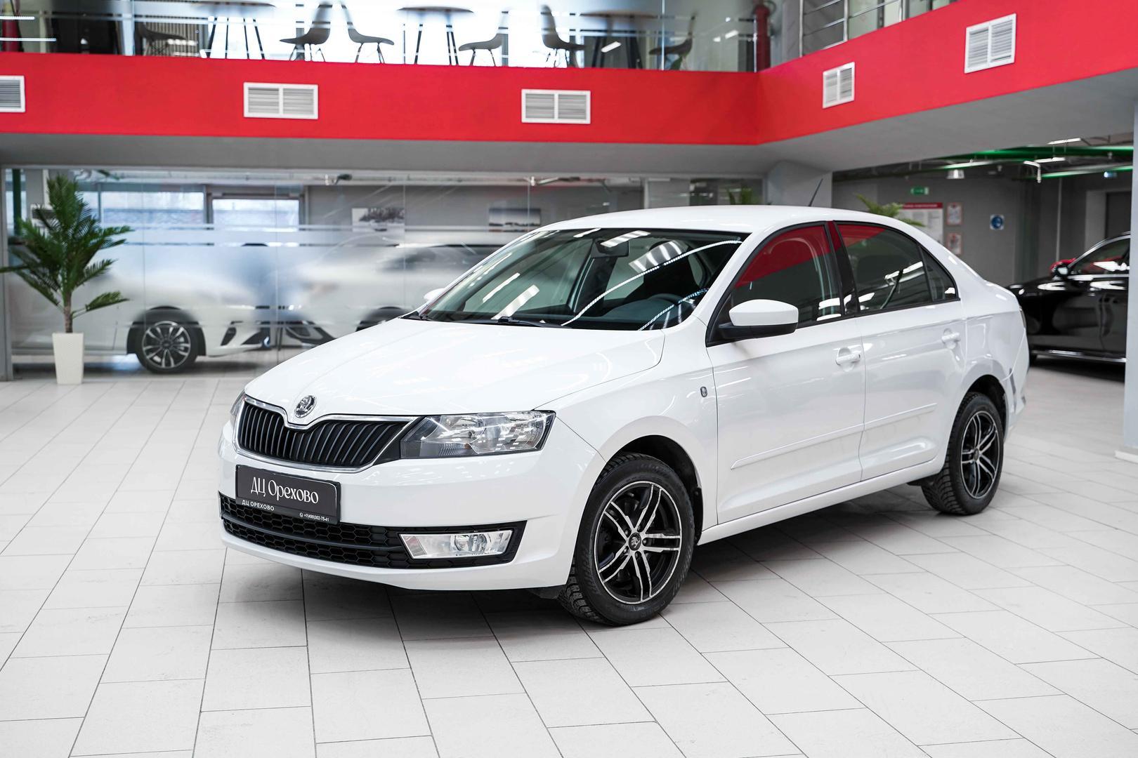 Skoda Rapid 2015, белый, ДЦ Орехово