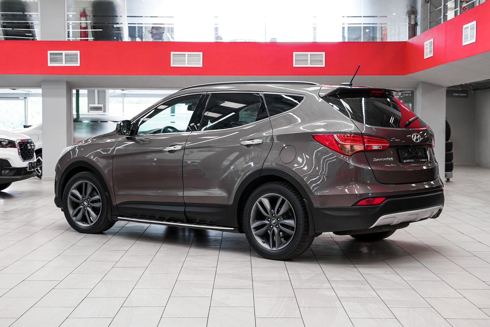 Hyundai Santa Fe 2012, коричневый, ДЦ Орехово