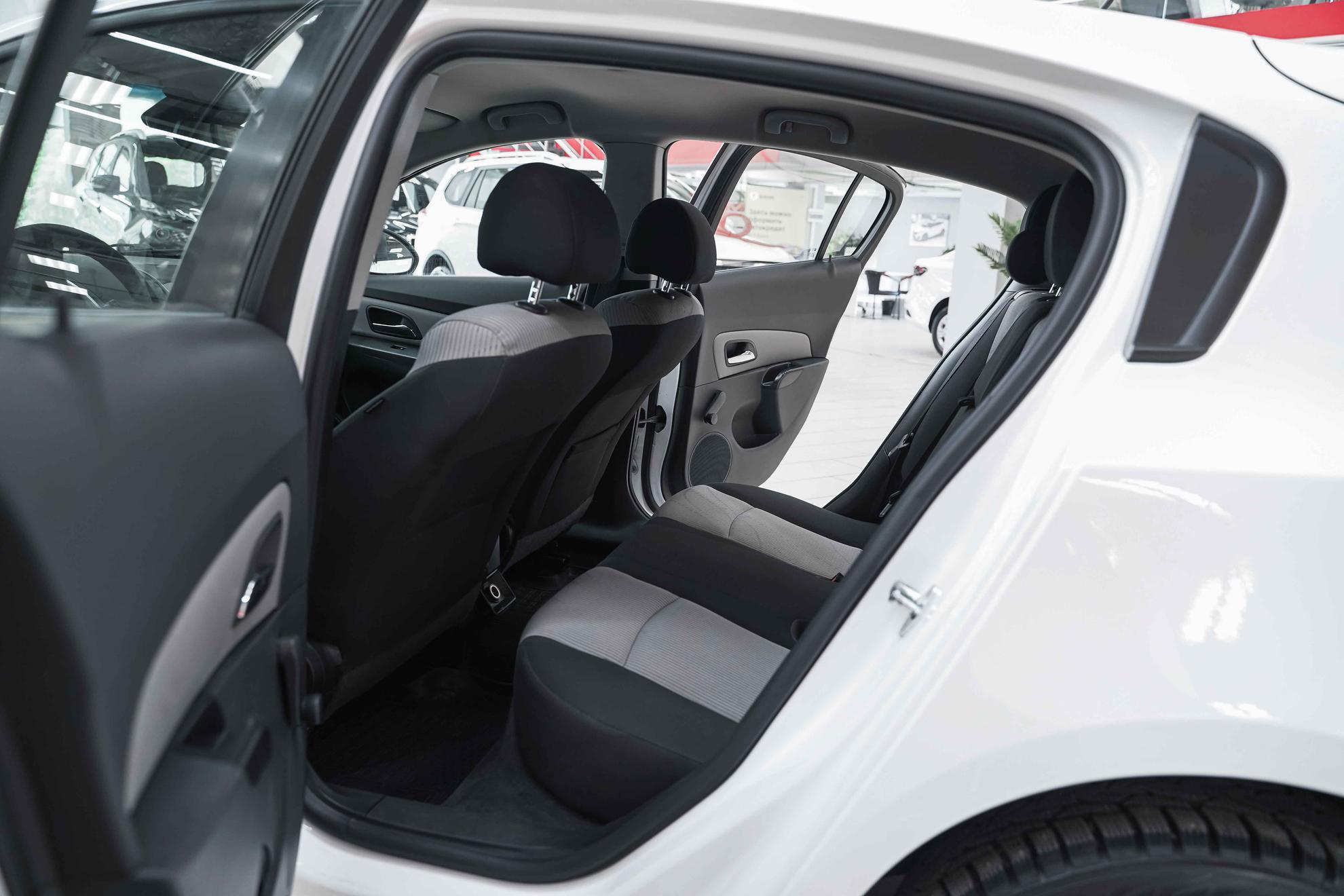 Chevrolet Cruze 2014, белый, ДЦ Орехово