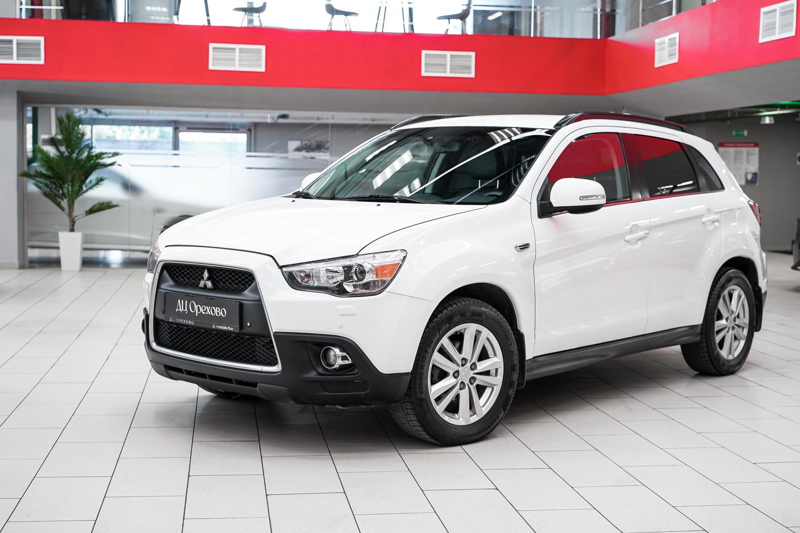Mitsubishi ASX 2012, белый, ДЦ Орехово
