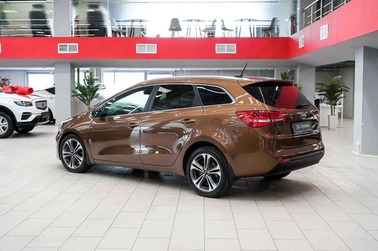Kia Ceed 2016, коричневый, ДЦ Орехово