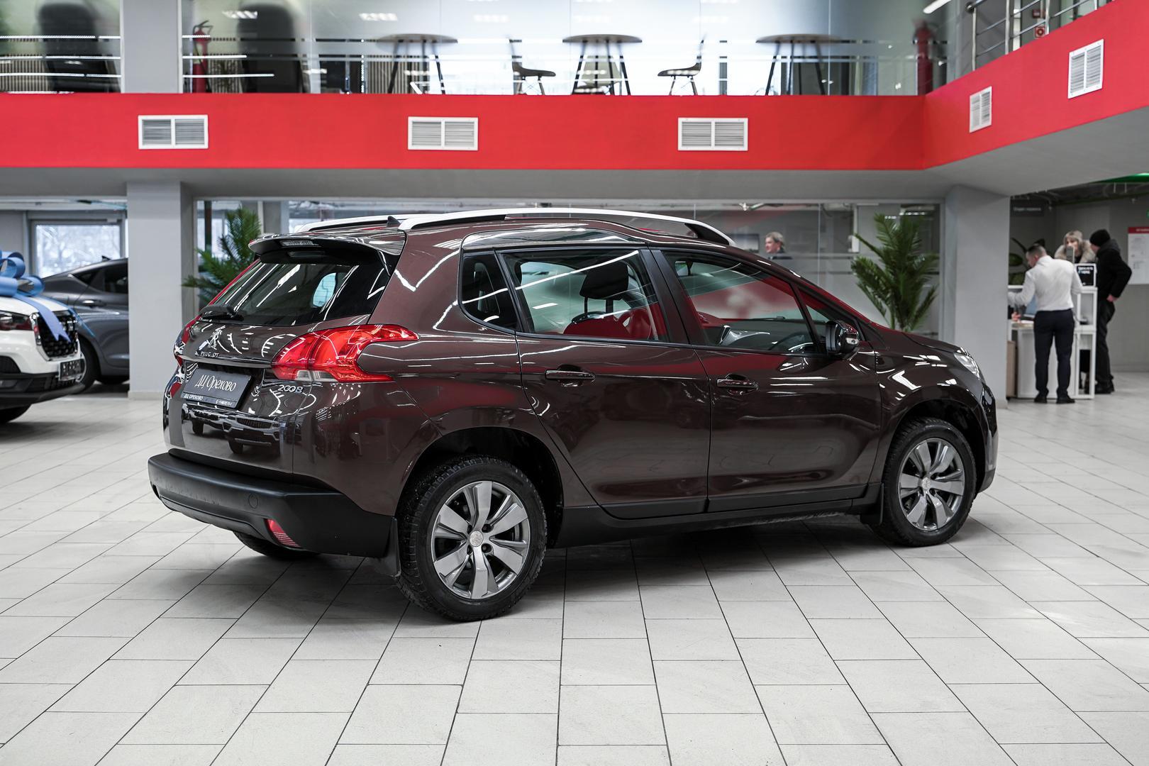 Peugeot 2008 2014, коричневый, ДЦ Орехово