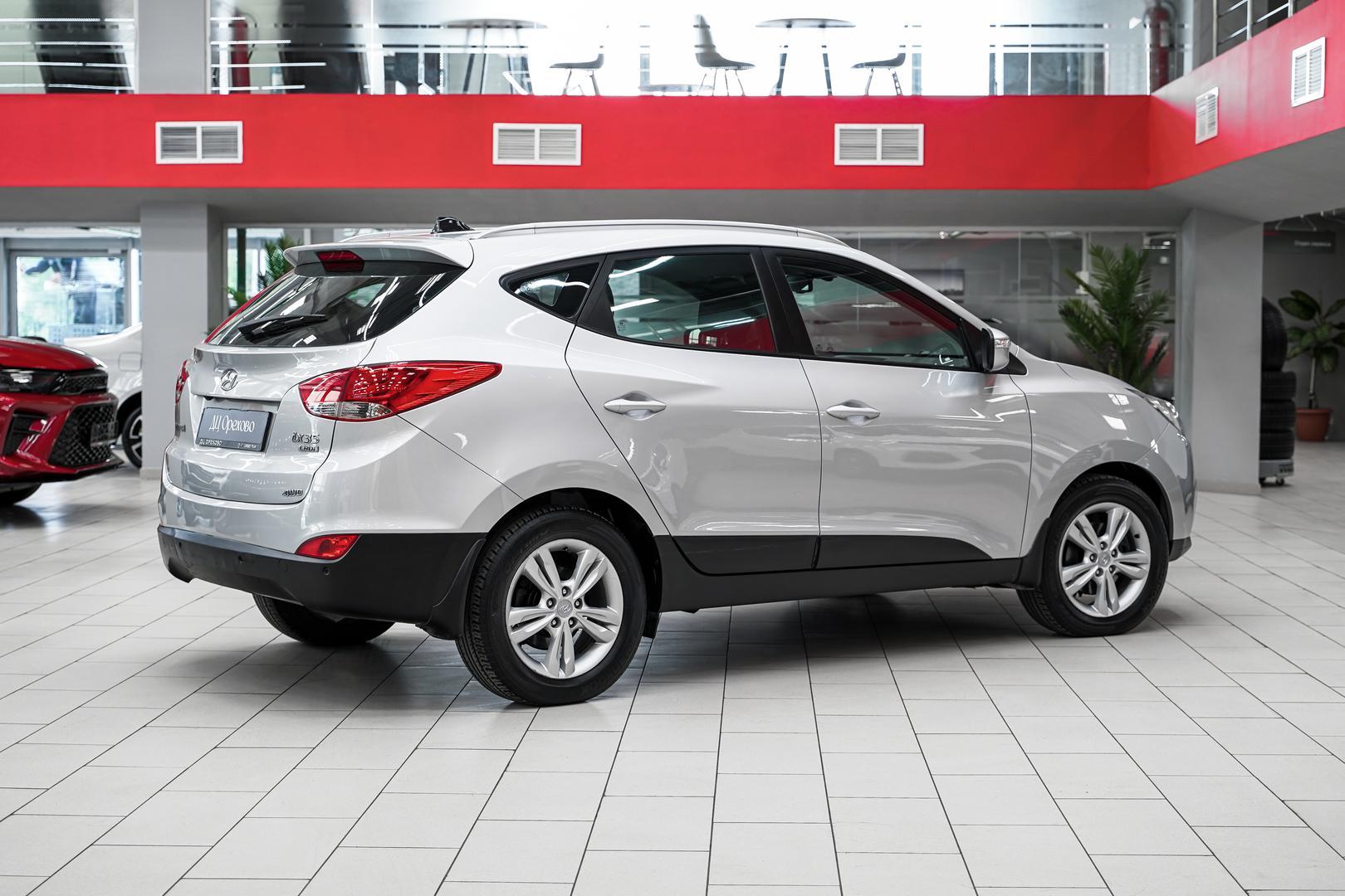 Hyundai ix35 2012, серебряный, ДЦ Орехово