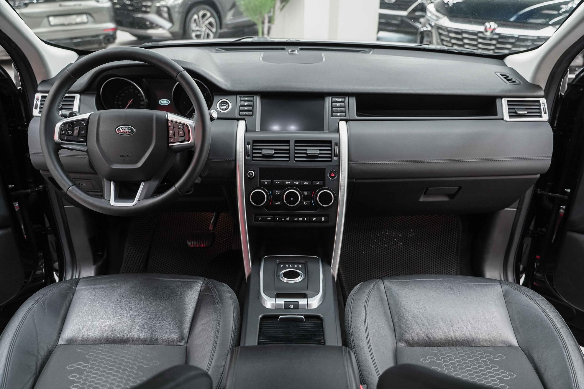 Land Rover Discovery Sport 2017, черный, ДЦ Орехово