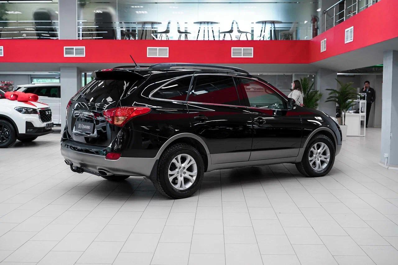 Hyundai ix55 2011, черный, ДЦ Орехово