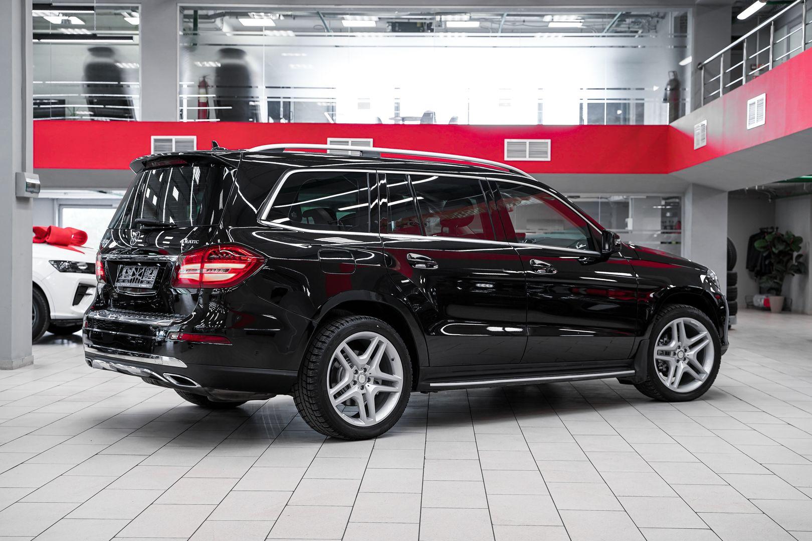 Mercedes-Benz GLS 2016, черный, ДЦ Орехово