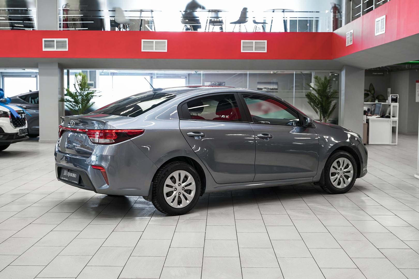 Kia Rio 2018, серый, ДЦ Орехово