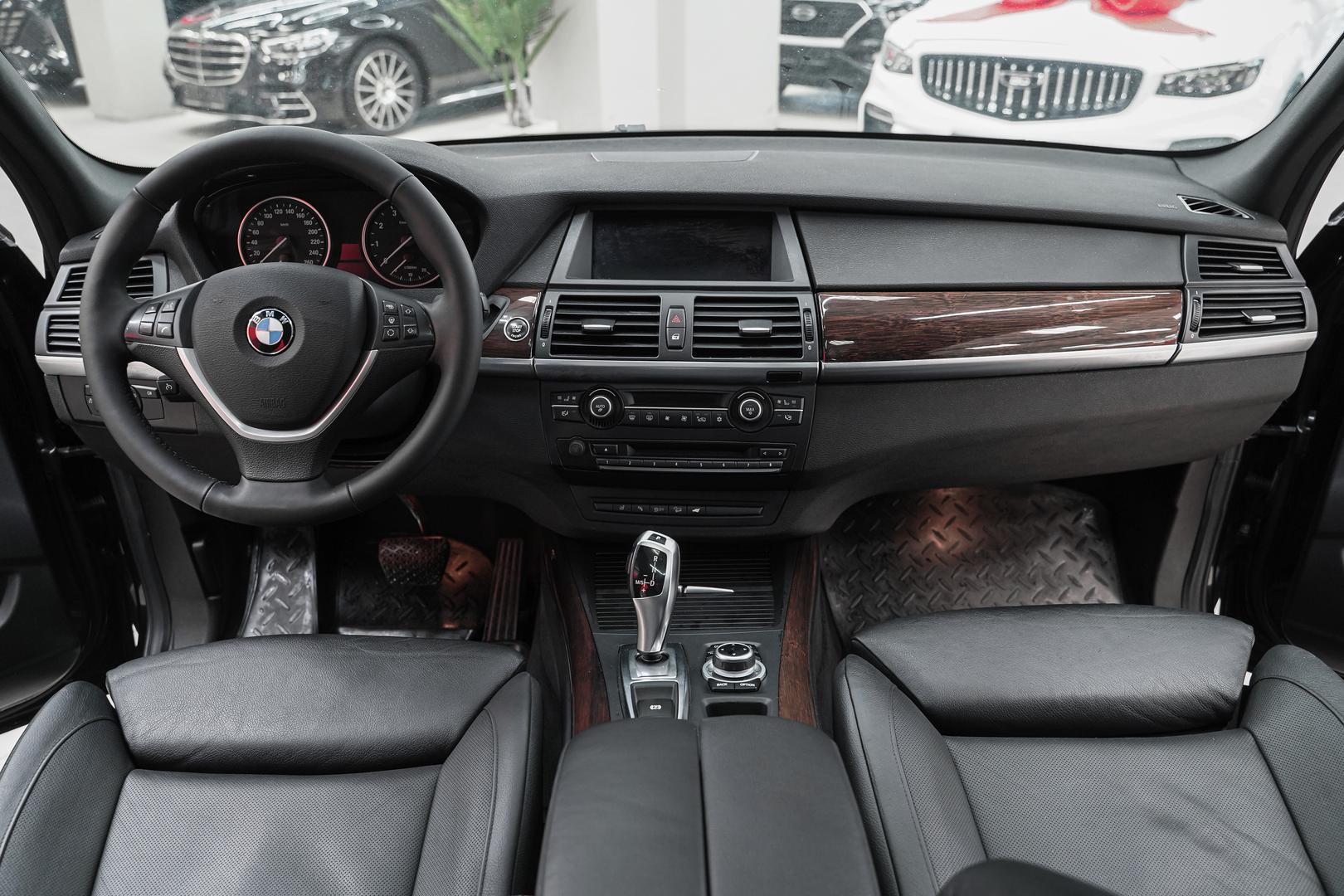 BMW X5 2011, черный, ДЦ Орехово