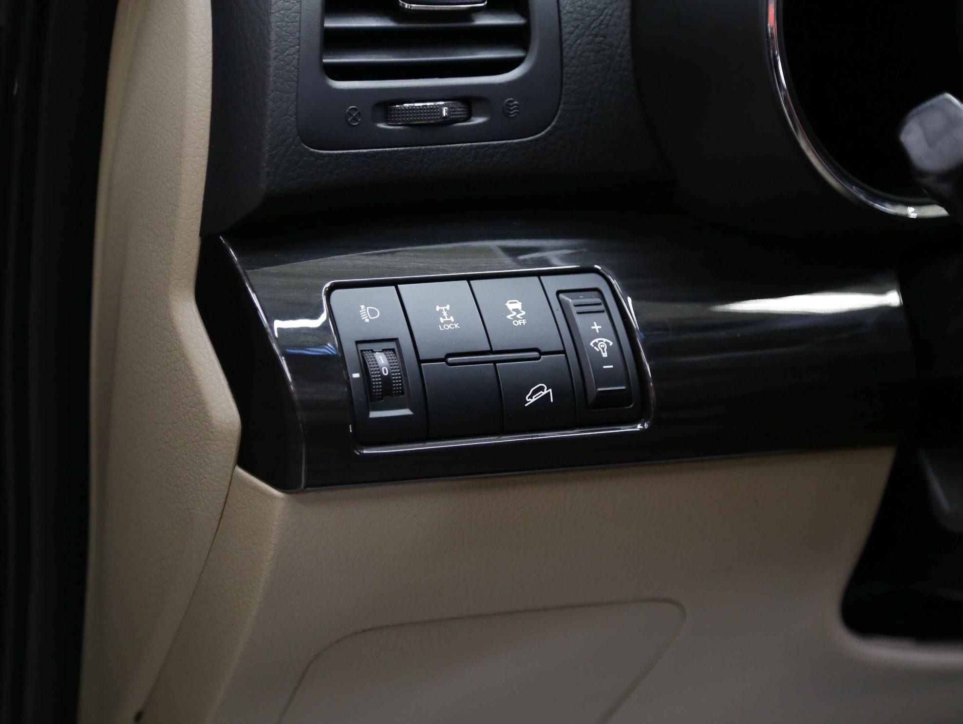 Kia Sorento 2011, серебряный, ДЦ Орехово