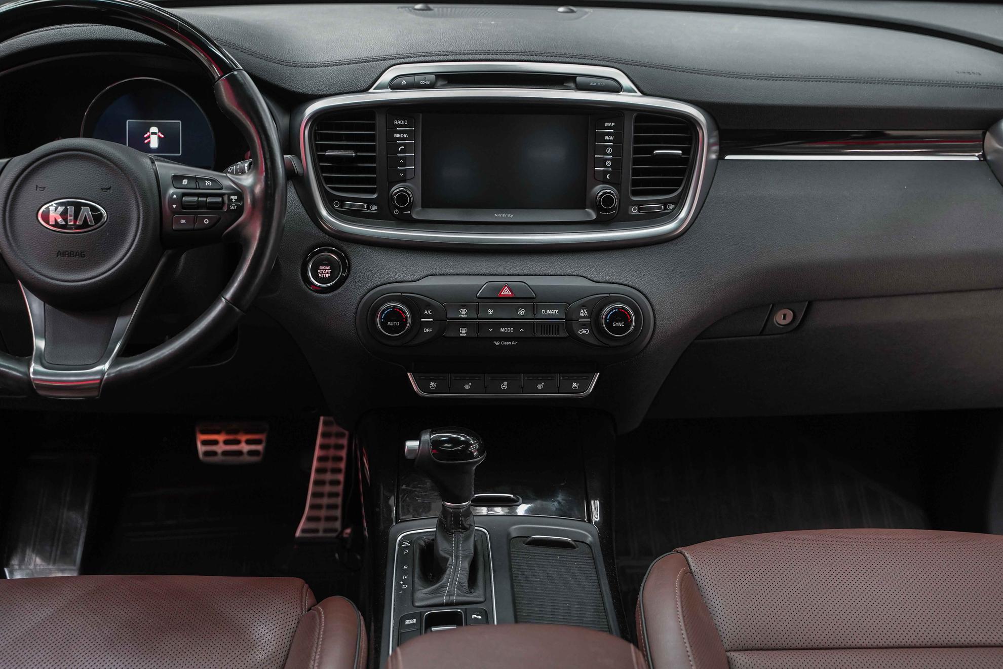 Kia Sorento 2017, коричневый, ДЦ Орехово