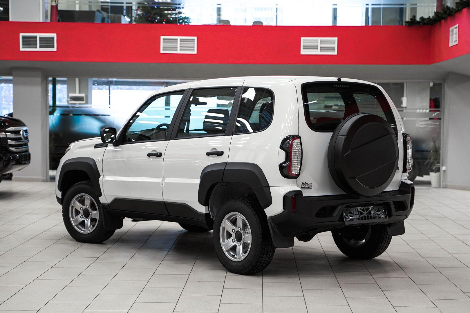 LADA (ВАЗ) Niva Travel 2024, белый, ДЦ Орехово