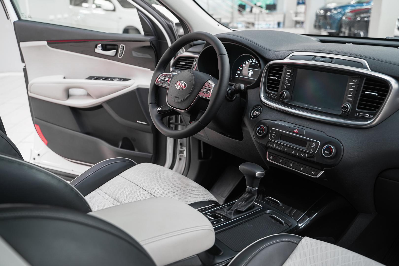 Kia Sorento 2018, белый, ДЦ Орехово