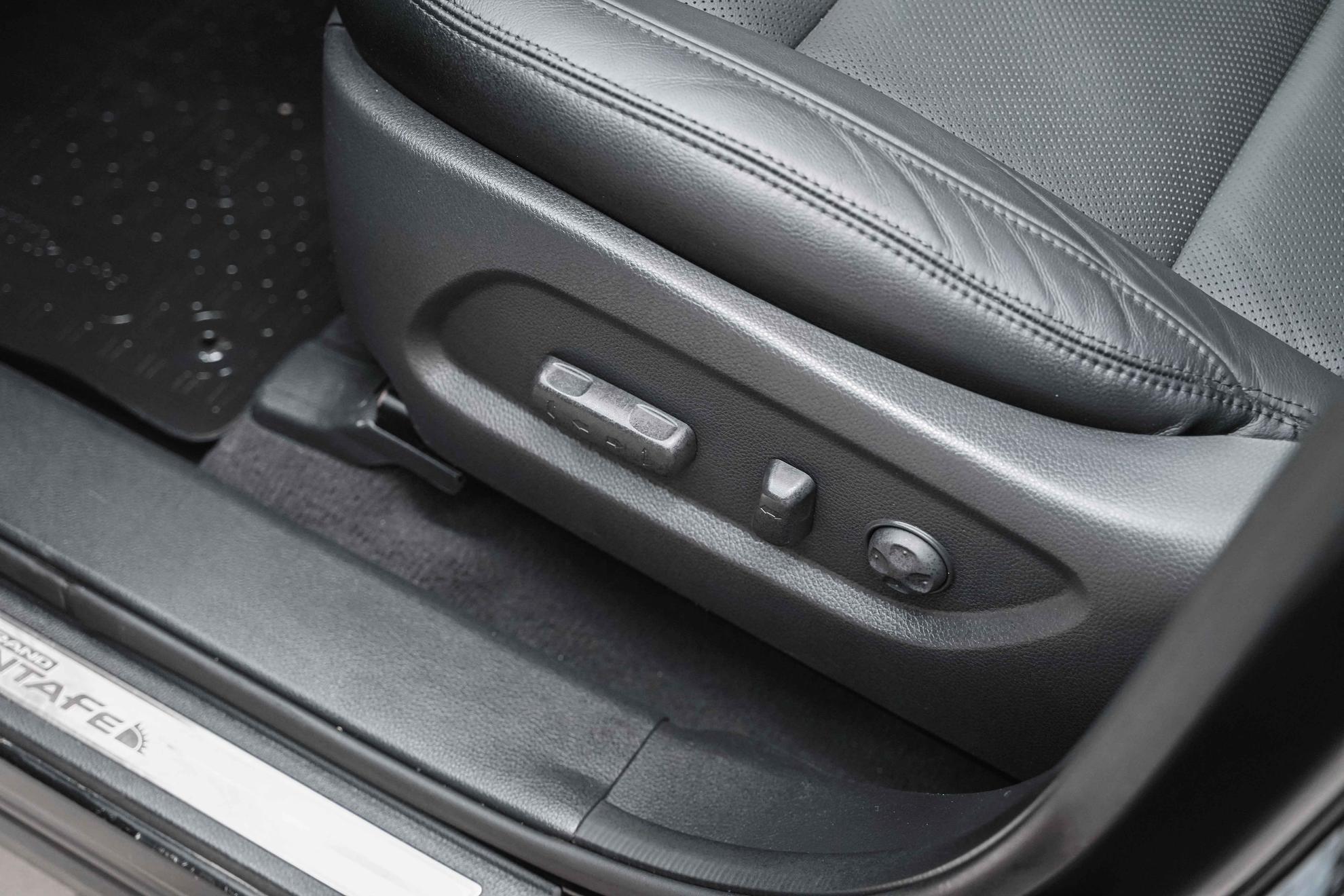 Hyundai Santa Fe 2017, черный, ДЦ Орехово