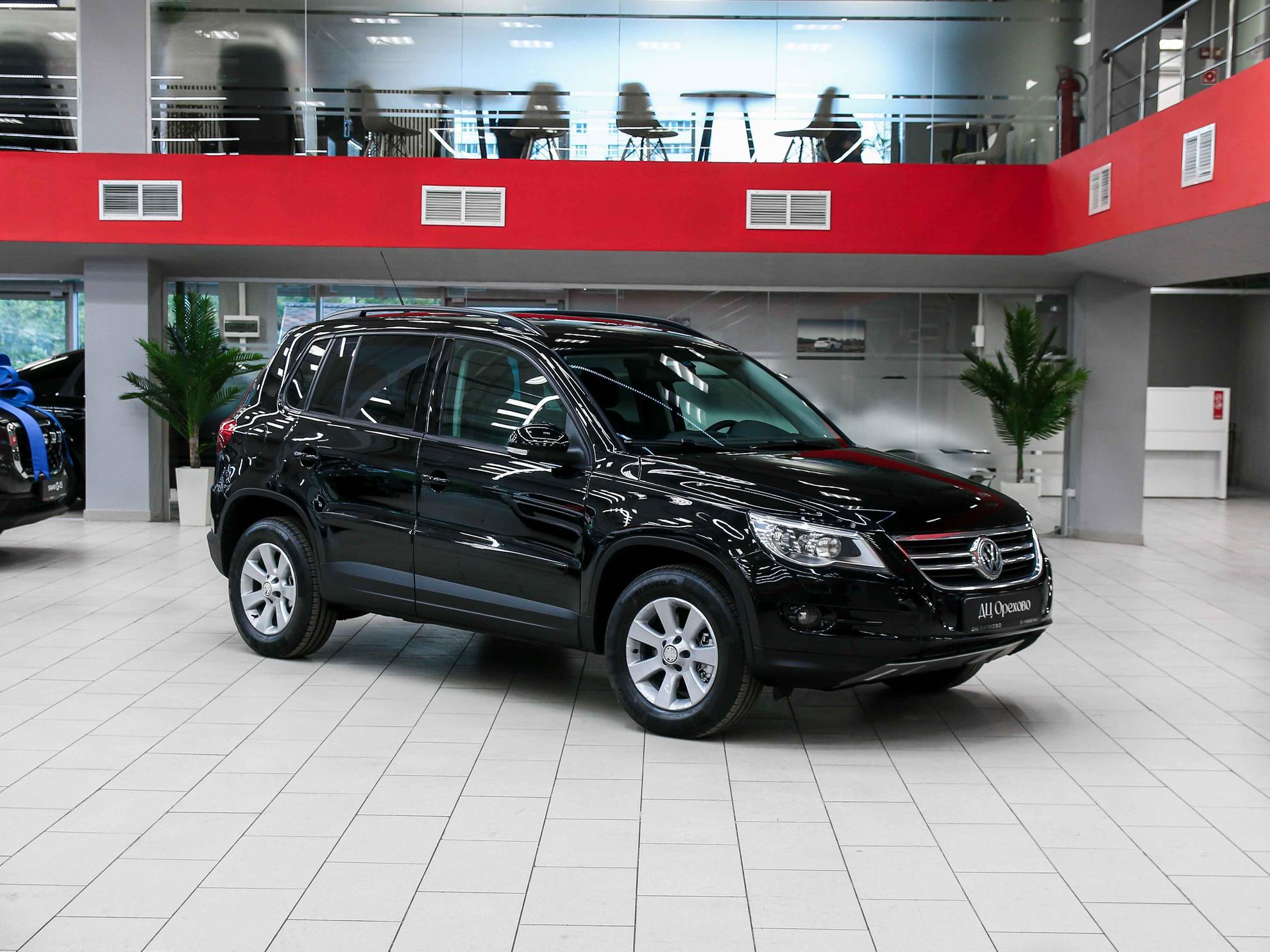Volkswagen Tiguan 2009, черный, ДЦ Орехово