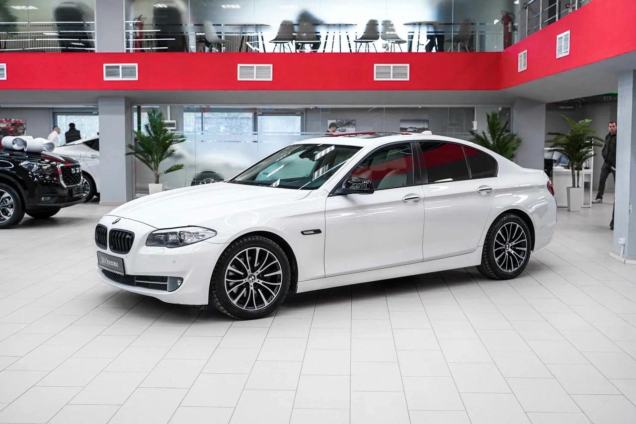 BMW 5 серии 2011, белый, ДЦ Орехово
