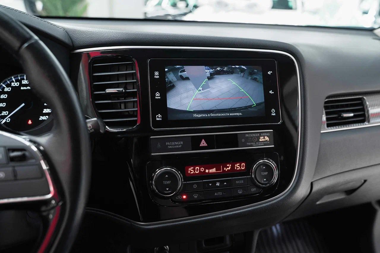 Mitsubishi Outlander 2019, синий, ДЦ Орехово