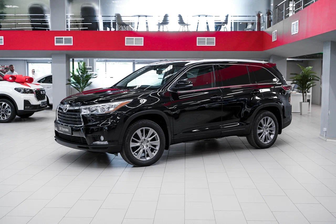 Toyota Highlander 2013, черный, ДЦ Орехово