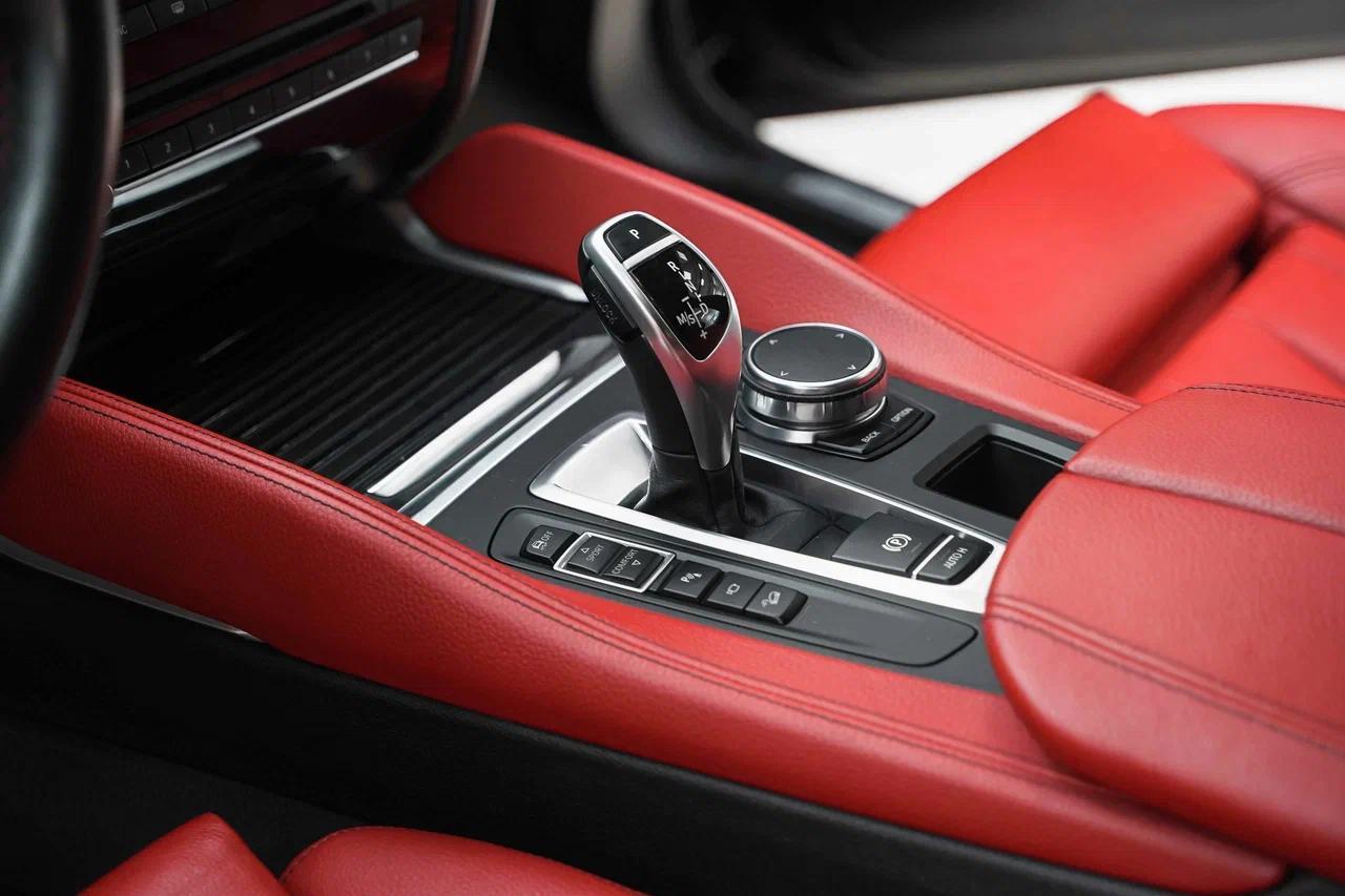 BMW X6 2018, черный, ДЦ Орехово