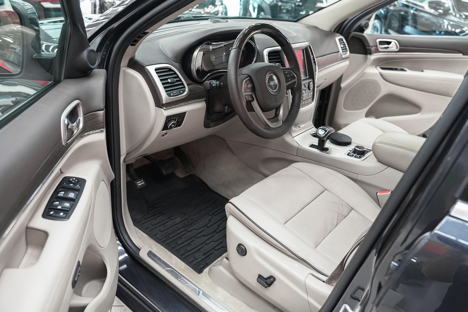 Jeep Grand Cherokee 2013, серый, ДЦ Орехово
