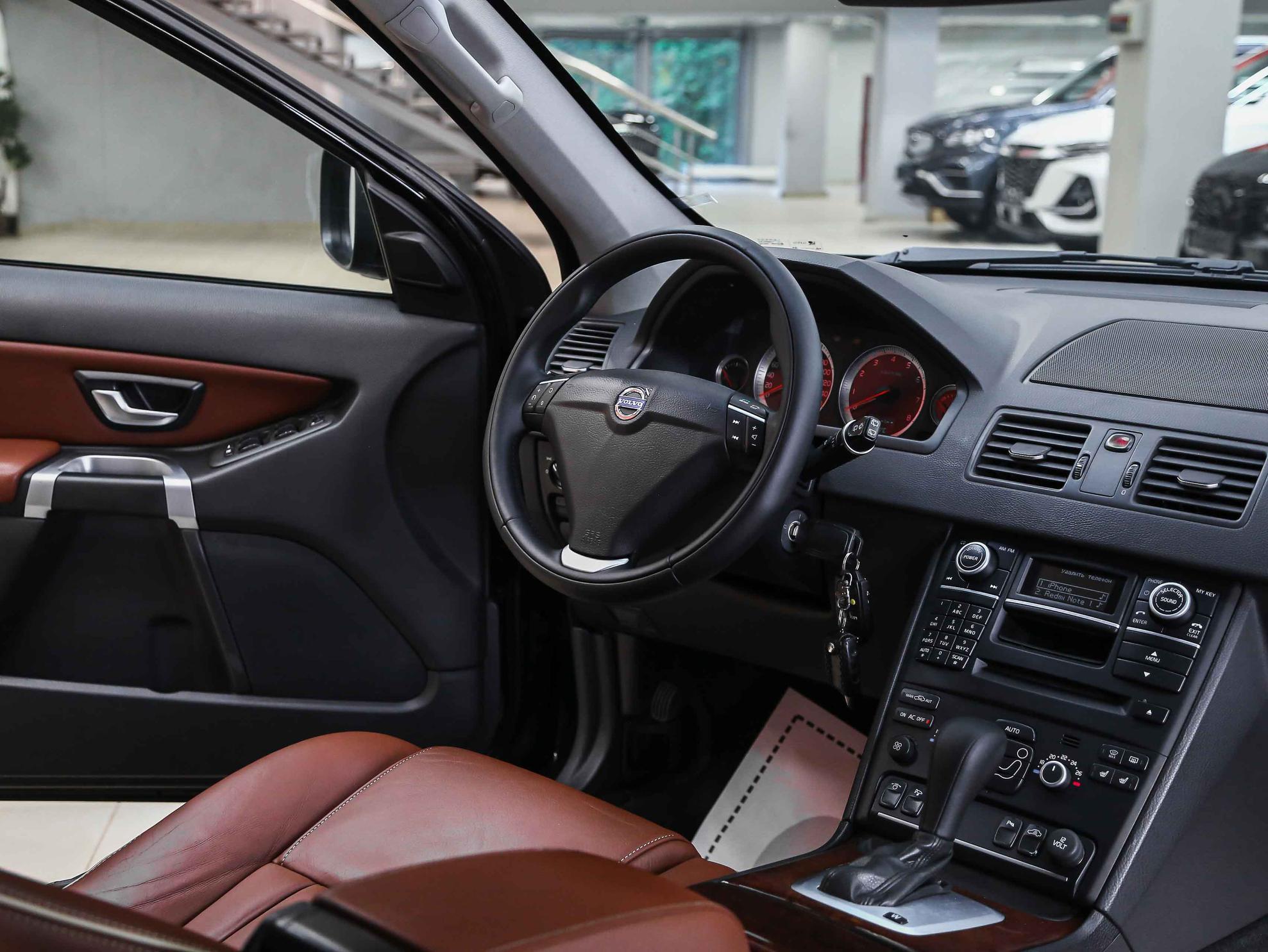 Volvo XC90 2013, коричневый, ДЦ Орехово
