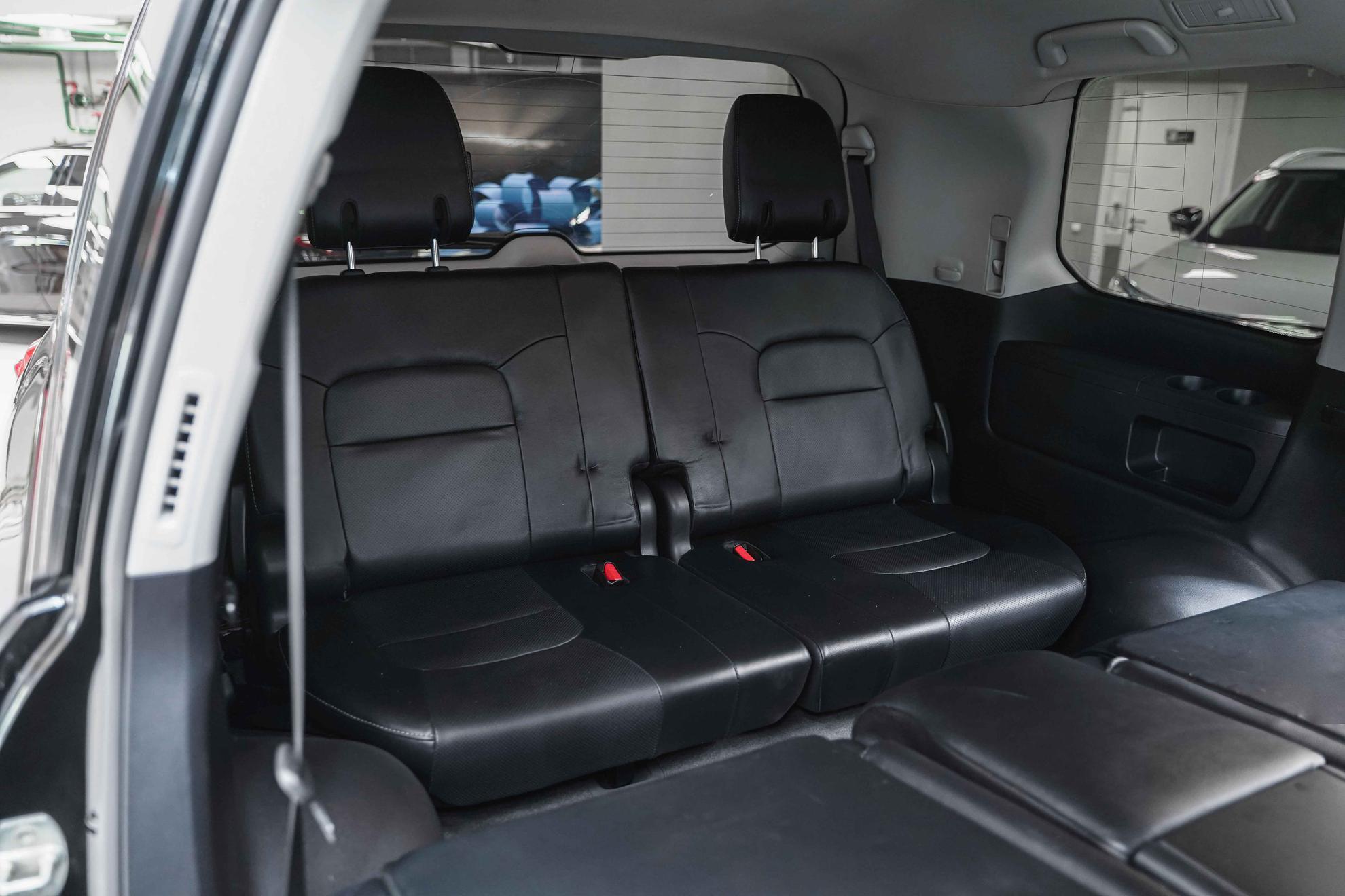 Toyota Land Cruiser 2012, черный, ДЦ Орехово
