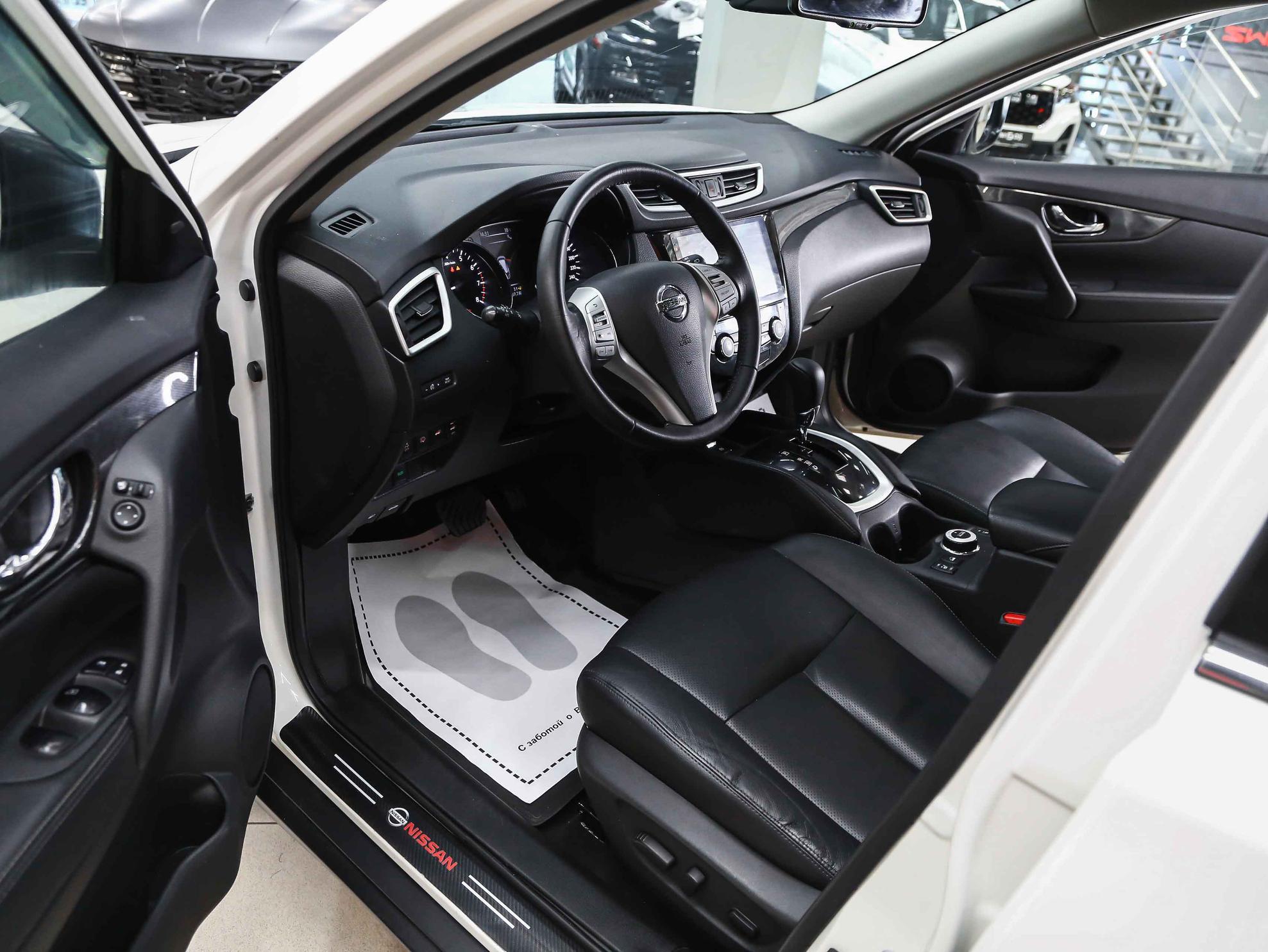 Nissan X-Trail 2018, белый, ДЦ Орехово
