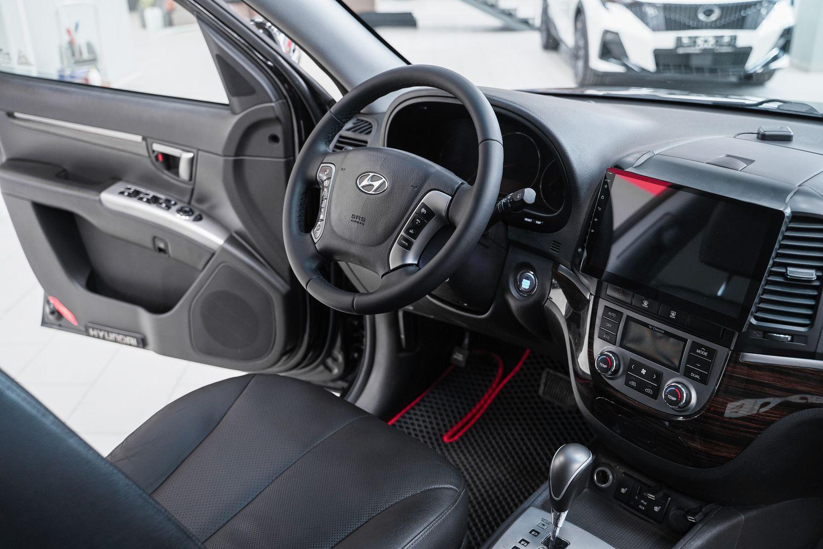 Hyundai Santa Fe 2012, черный, ДЦ Орехово
