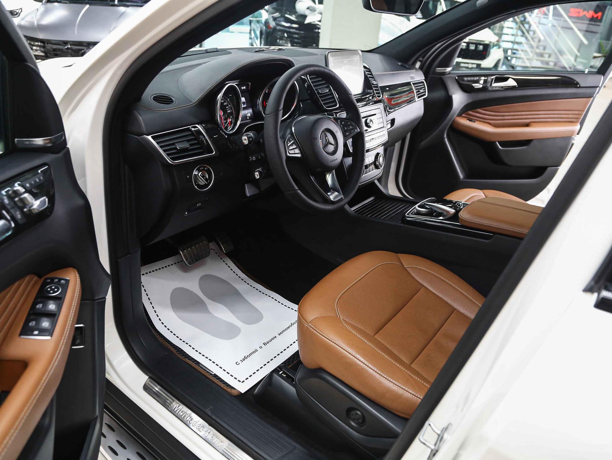 Mercedes-Benz GLE Coupe 2016, белый, ДЦ Орехово