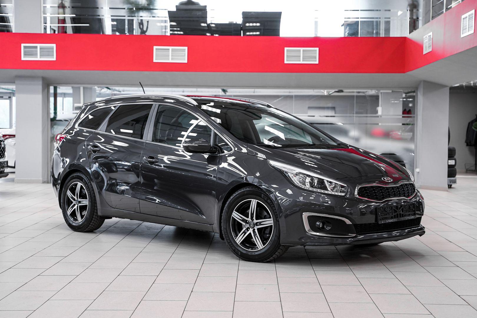Kia Ceed 2015, серый, ДЦ Орехово